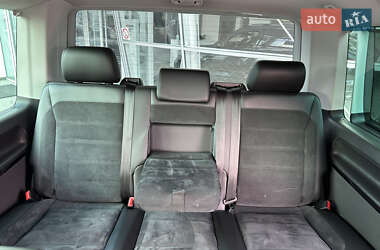 Минивэн Volkswagen Multivan 2018 в 