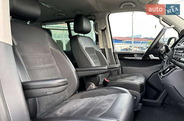 Минивэн Volkswagen Multivan 2018 в 