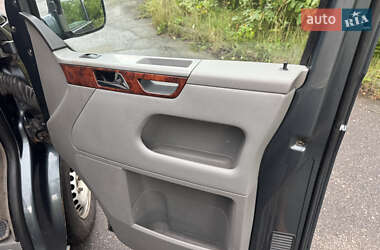 Минивэн Volkswagen Multivan 2009 в 