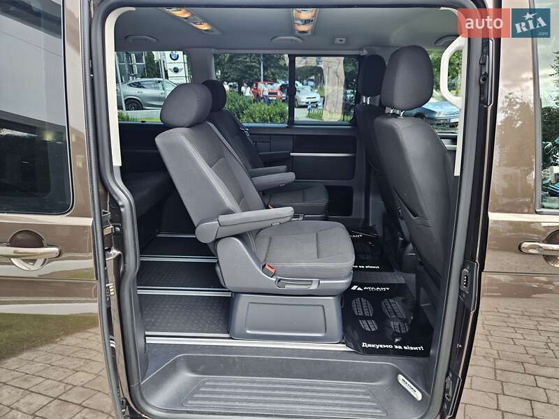 Минивэн Volkswagen Multivan 2019 в Киеве