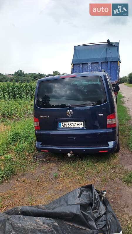 Минивэн Volkswagen Multivan 2008 в Нежине