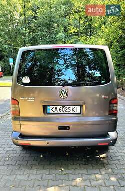 Минивэн Volkswagen Multivan 2006 в 