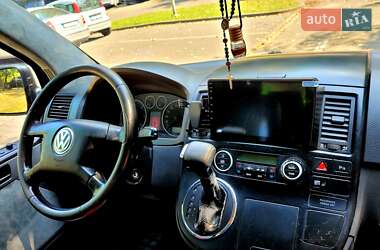 Минивэн Volkswagen Multivan 2006 в 
