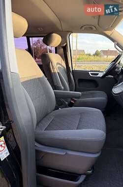 Минивэн Volkswagen Multivan 2015 в 