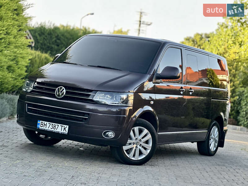 Минивэн Volkswagen Multivan 2015 в Одессе