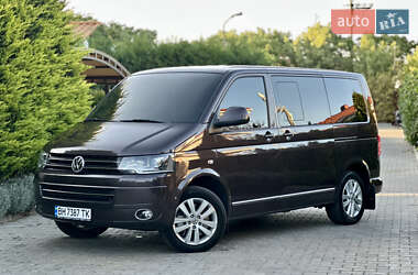 Минивэн Volkswagen Multivan 2015 в 