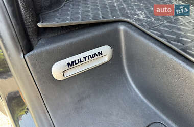 Минивэн Volkswagen Multivan 2016 в 