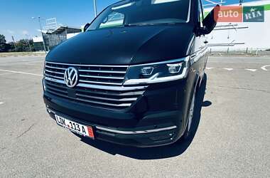 Минивэн Volkswagen Multivan 2020 в 