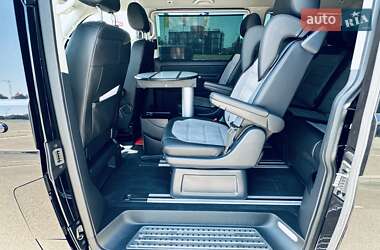 Минивэн Volkswagen Multivan 2020 в 