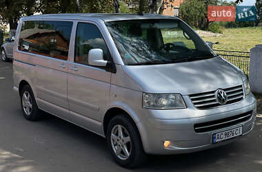 Минивэн Volkswagen Multivan 2009 в 