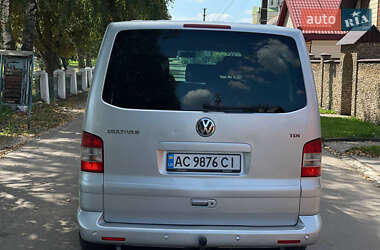 Минивэн Volkswagen Multivan 2009 в 