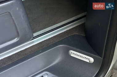 Минивэн Volkswagen Multivan 2009 в 