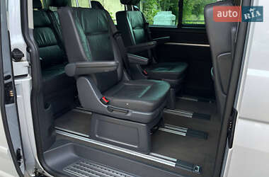 Минивэн Volkswagen Multivan 2009 в 
