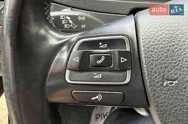 Минивэн Volkswagen Multivan 2014 в 