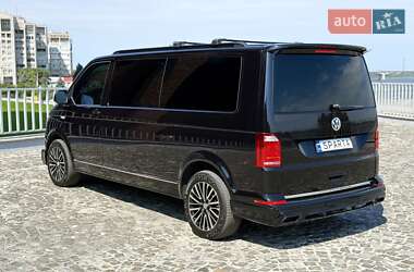 Минивэн Volkswagen Multivan 2016 в 