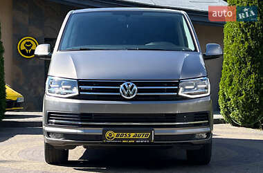 Минивэн Volkswagen Multivan 2017 в 