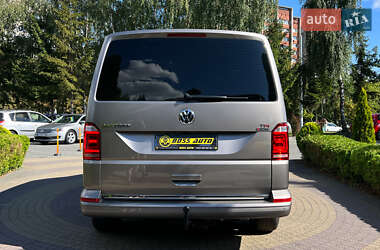 Минивэн Volkswagen Multivan 2017 в 