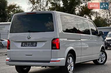 Минивэн Volkswagen Multivan 2020 в 