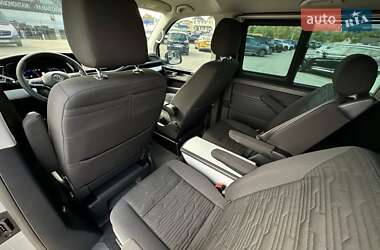 Минивэн Volkswagen Multivan 2020 в 