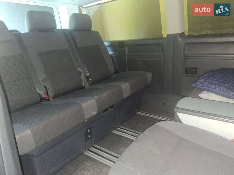 Минивэн Volkswagen Multivan 2012 в Днепре