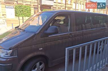 Минивэн Volkswagen Multivan 2012 в 