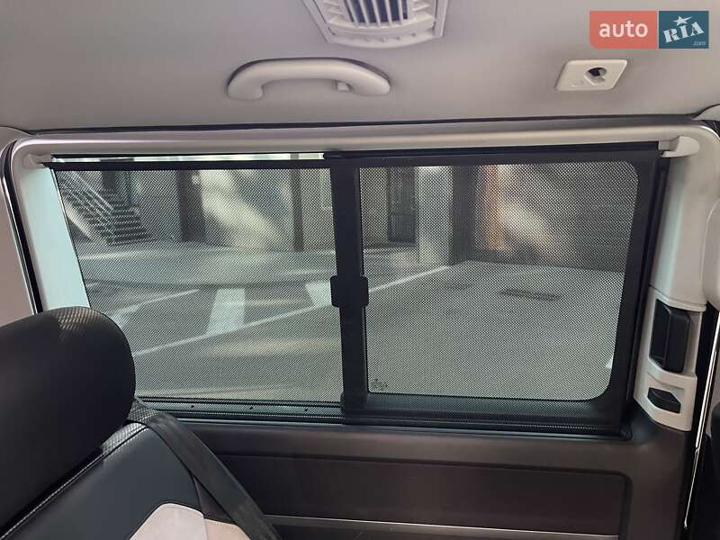 Минивэн Volkswagen Multivan 2018 в Киеве фото 2 Минивэн Volkswagen Multivan 2018 в Киеве
