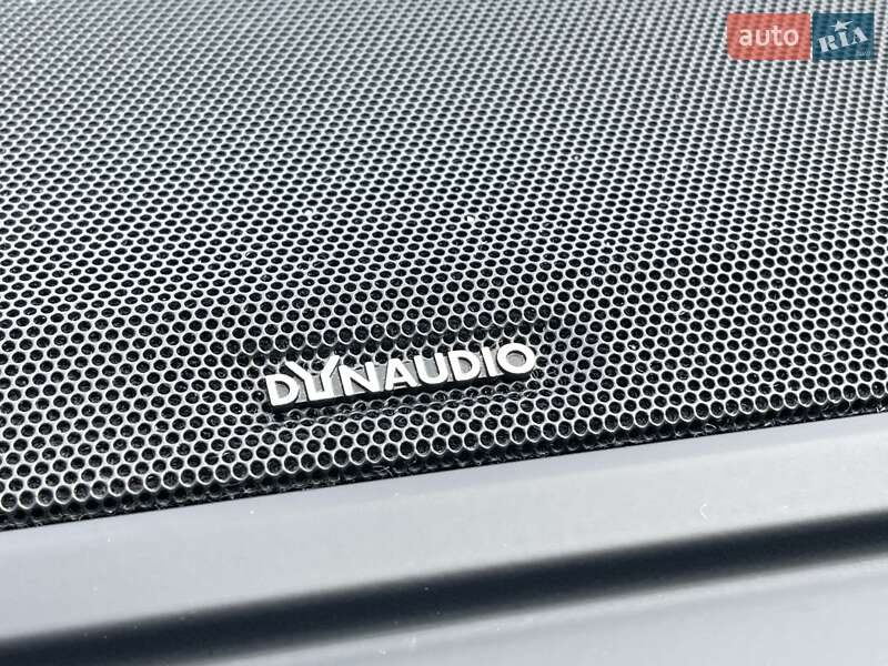 Минивэн Volkswagen Multivan 2018 в Киеве фото 24 Минивэн Volkswagen Multivan 2018 в Киеве