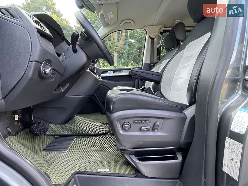 Минивэн Volkswagen Multivan 2018 в Киеве фото 32 Минивэн Volkswagen Multivan 2018 в Киеве