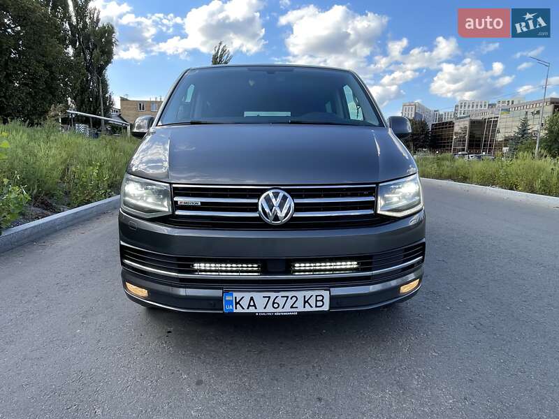 Минивэн Volkswagen Multivan 2018 в 