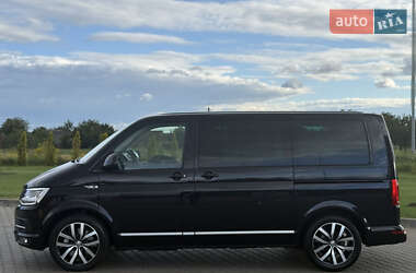 Мінівен Volkswagen Multivan 2016 в 