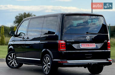 Мінівен Volkswagen Multivan 2016 в 