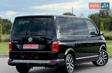 Мінівен Volkswagen Multivan 2016 в 