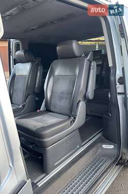 Минивэн Volkswagen Multivan 2012 в 