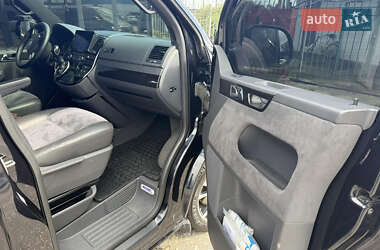 Минивэн Volkswagen Multivan 2012 в 