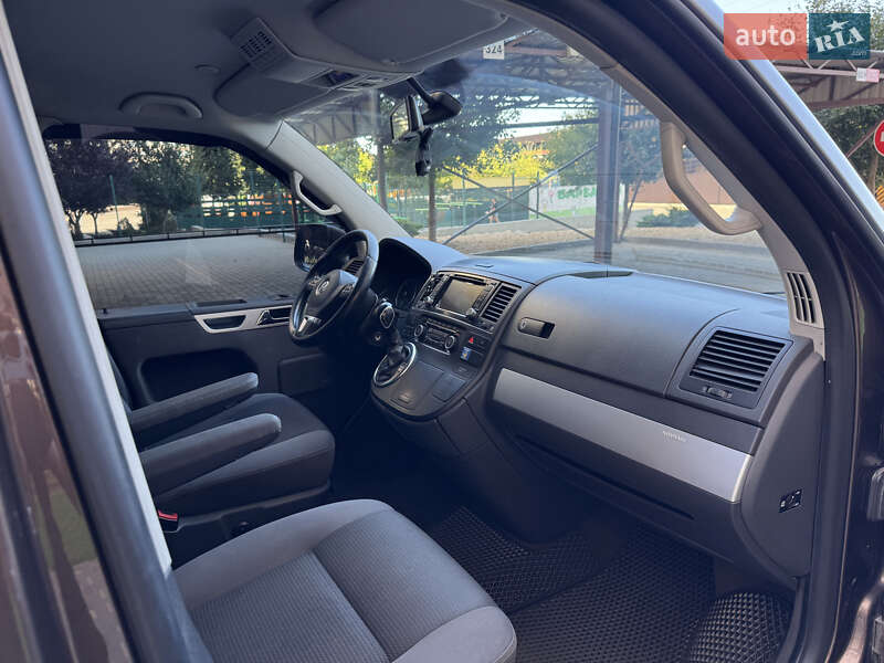 Минивэн Volkswagen Multivan 2010 в Одессе фото 11 Минивэн Volkswagen Multivan 2010 в Одессе