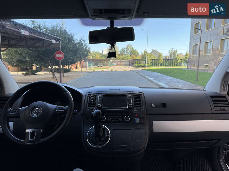 Минивэн Volkswagen Multivan 2010 в Одессе фото 16 Минивэн Volkswagen Multivan 2010 в Одессе