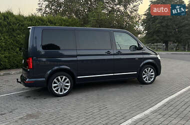 Минивэн Volkswagen Multivan 2020 в 