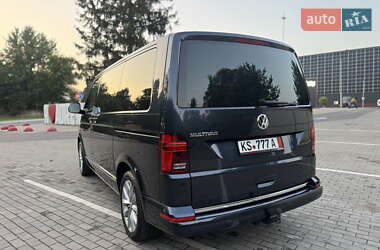 Минивэн Volkswagen Multivan 2020 в 