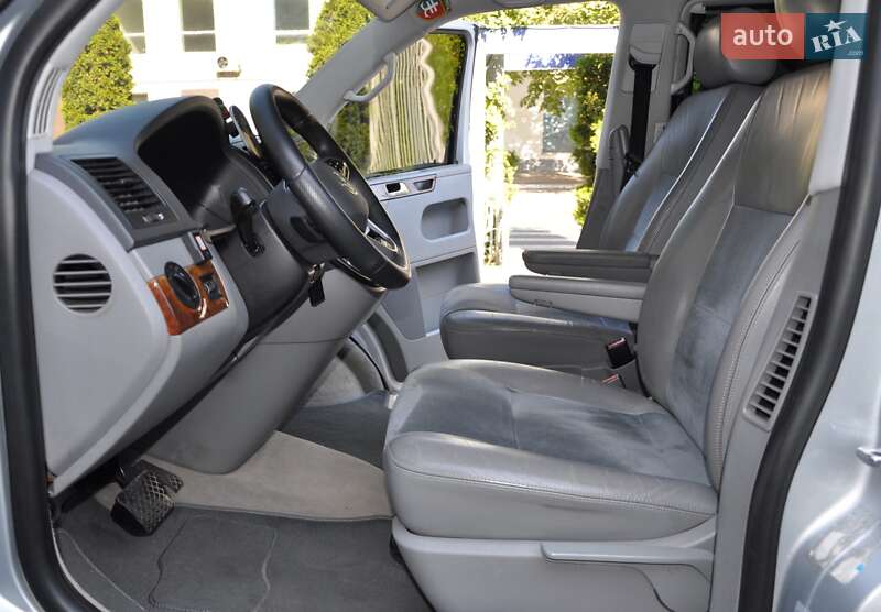 Мінівен Volkswagen Multivan 2006 в Одесі