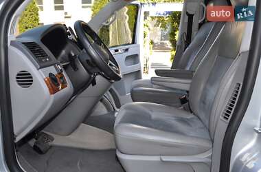 Минивэн Volkswagen Multivan 2006 в 