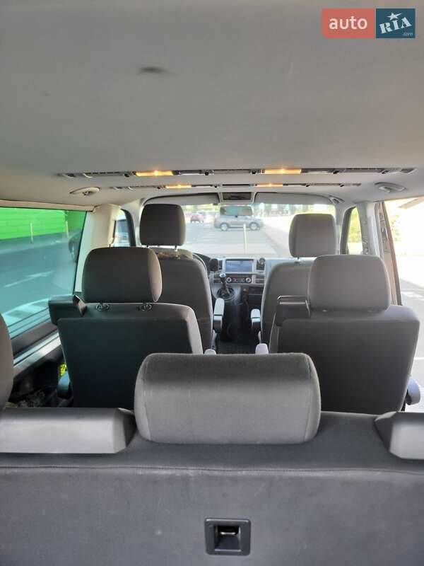 Минивэн Volkswagen Multivan 2015 в Киеве фото 13 Минивэн Volkswagen Multivan 2015 в Киеве