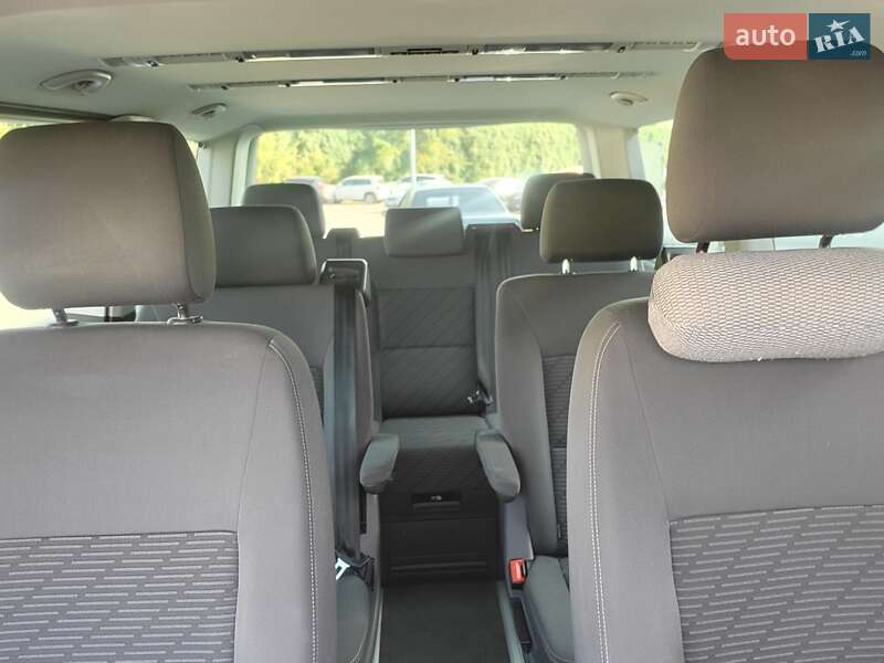 Минивэн Volkswagen Multivan 2015 в Киеве фото 9 Минивэн Volkswagen Multivan 2015 в Киеве