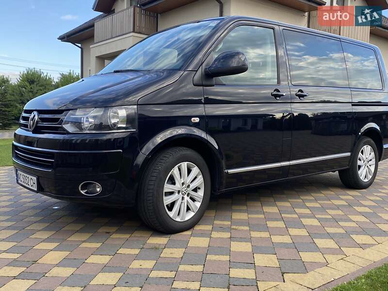 Минивэн Volkswagen Multivan 2015 в Владимире