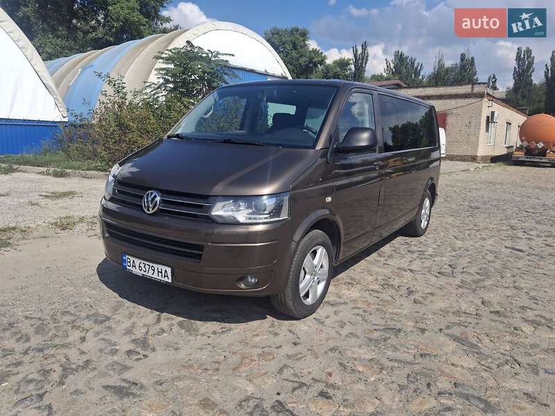 Volkswagen Multivan 2012
