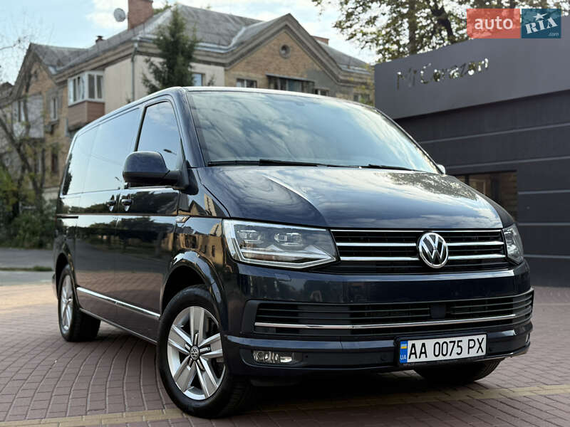 Минивэн Volkswagen Multivan 2018 в Киеве