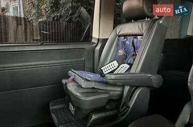 Минивэн Volkswagen Multivan 2012 в 