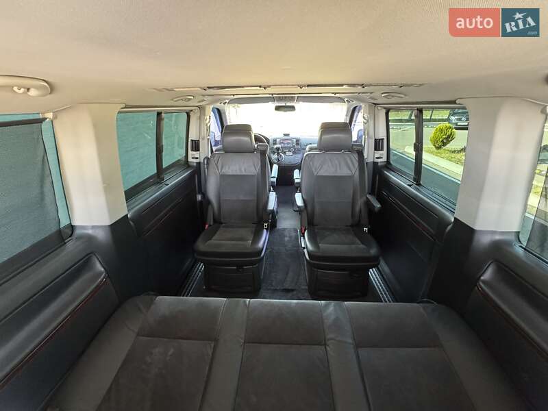 Минивэн Volkswagen Multivan 2008 в Киеве