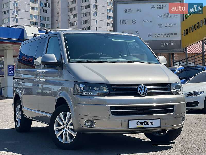 Минивэн Volkswagen Multivan 2015 в Одессе