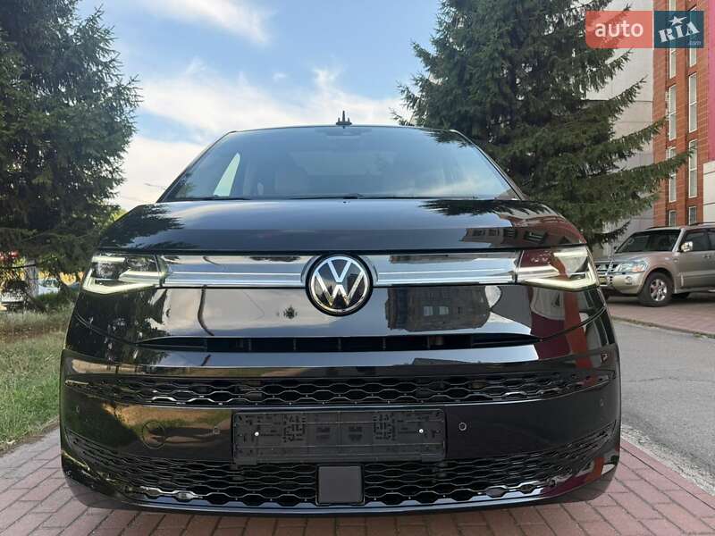 Мінівен Volkswagen Multivan 2022 в Києві