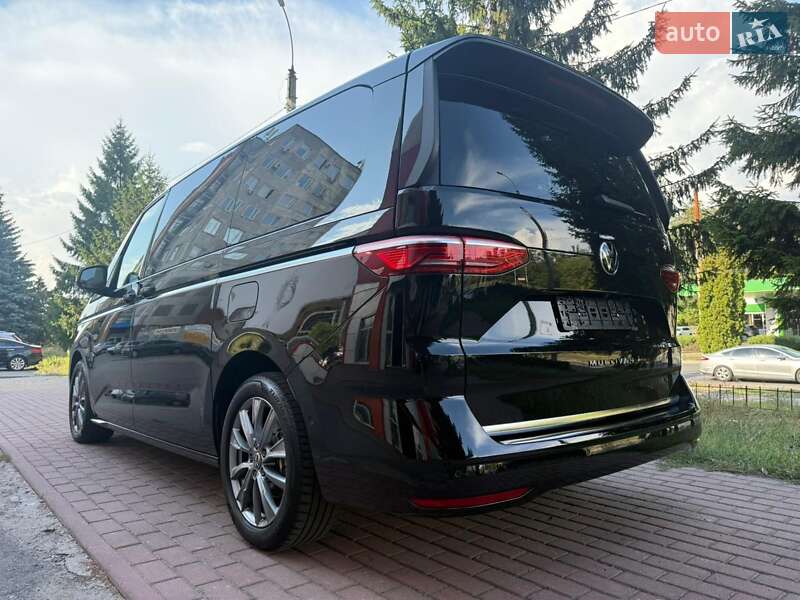 Мінівен Volkswagen Multivan 2022 в Києві